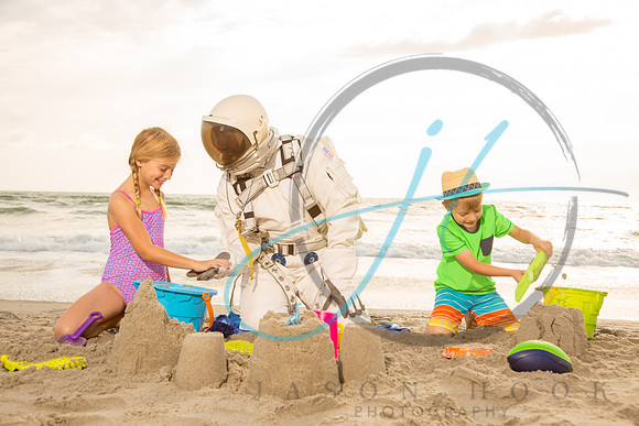 Beach Spaceman-8430