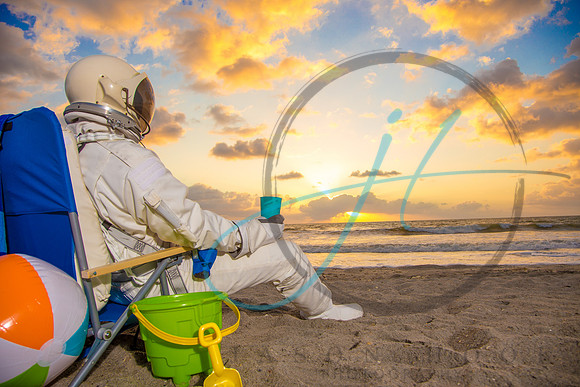Beach Spaceman-8269