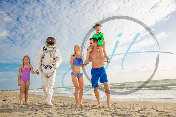 Beach Spaceman-8365